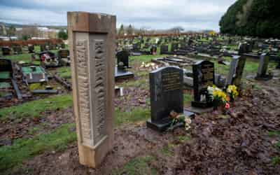 Robert Clarke Memorial